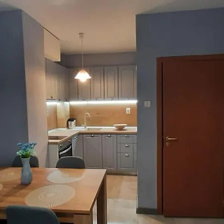 Youthful Vibes Near University, Free Parking شقة *